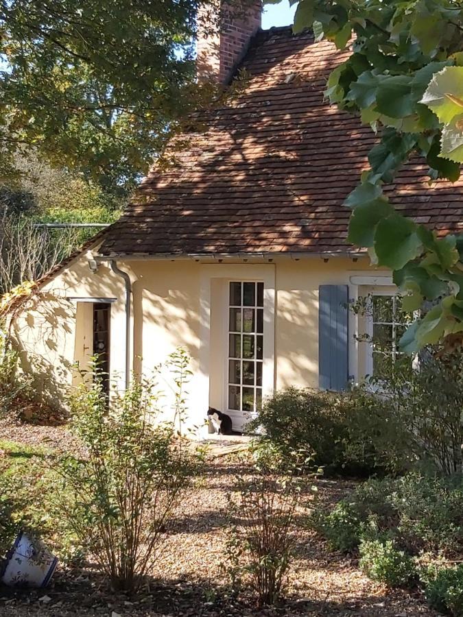 La Chaine Saint-Jean-du-Bois 外观 照片
